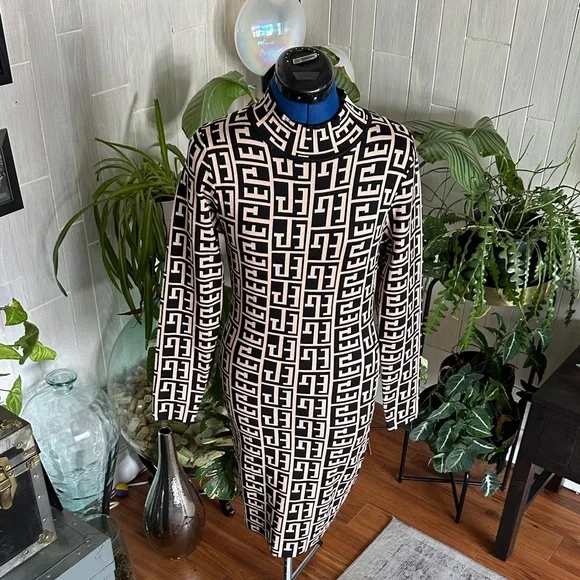 Geometric Mock Neck Long Sleeve Dress - Black & Cream - Picture 2 of 8